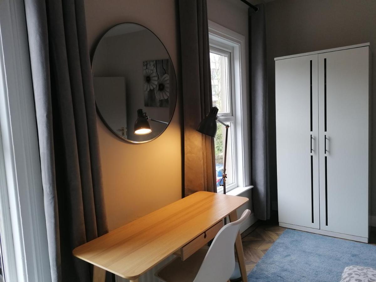 Stunning 3 Bedroom Townhouse In The Heart Of City Belfast Buitenkant foto